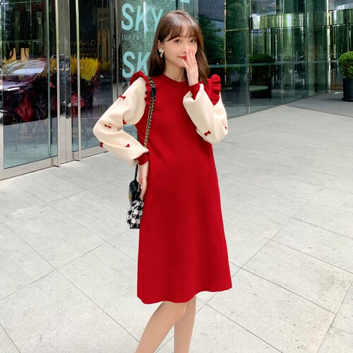 孕妇装哺乳针织连衣裙秋冬季时尚假两件遮肚潮妈外出可喂奶连衣裙