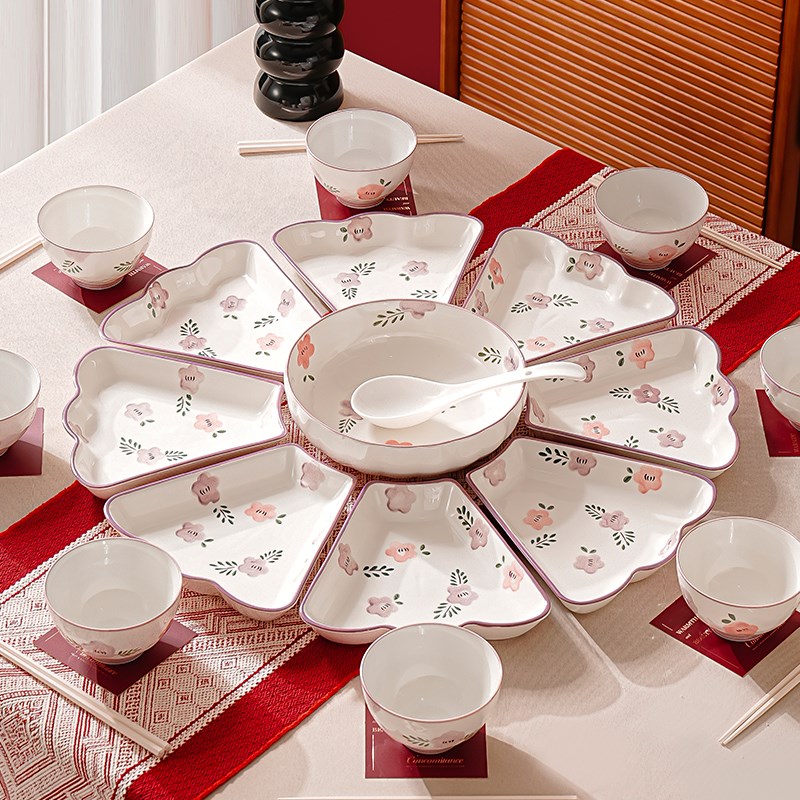 中式过年夜饭圆桌扇形盘子菜盘家用陶瓷团圆拼盘餐具组合碗碟套装