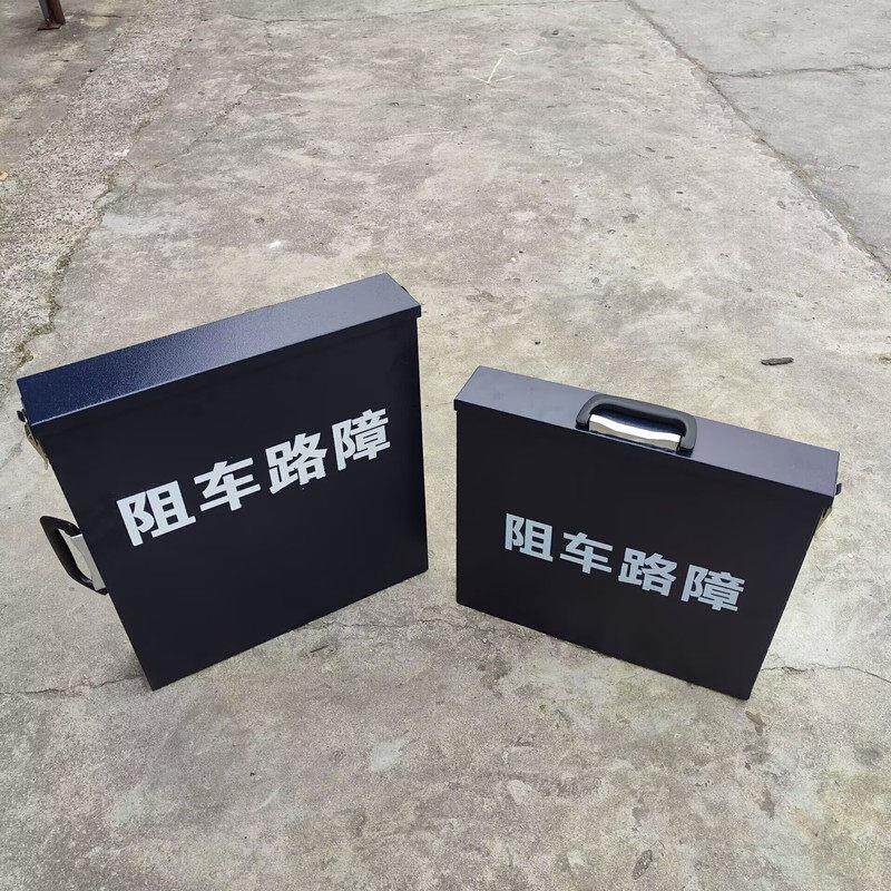 可携式阻车路障手动不锈钢伸缩全自动阻车器电动伸缩三角穿刺式