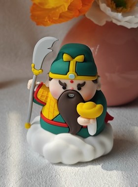 可爱武侠风关公人偶桌面小摆件卡通古风治愈办公室工位车载装饰品