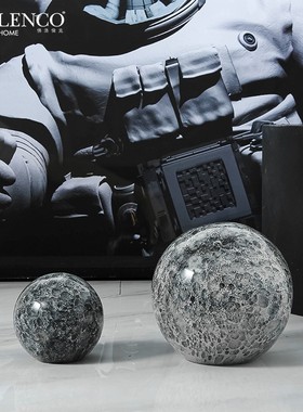 现代极简灰色星球玻璃小摆件样板间别墅创意家居儿童饰品桌面摆设