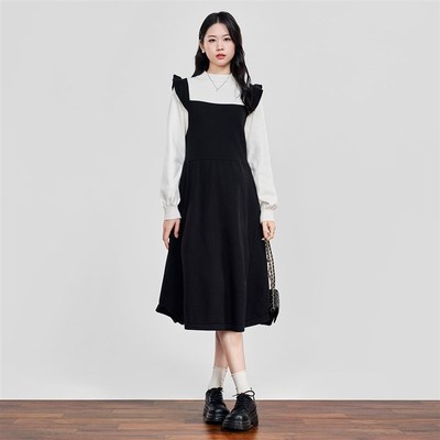 孕妇连衣裙女秋冬装2024新款假两件针织背带裙高级感长袖裙子秋季