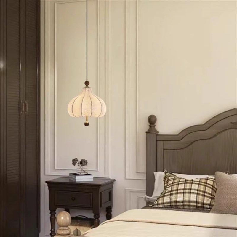 法式中古餐厅布艺吊灯复古侘寂风花纹实木卧室衣帽间吧台栗子灯