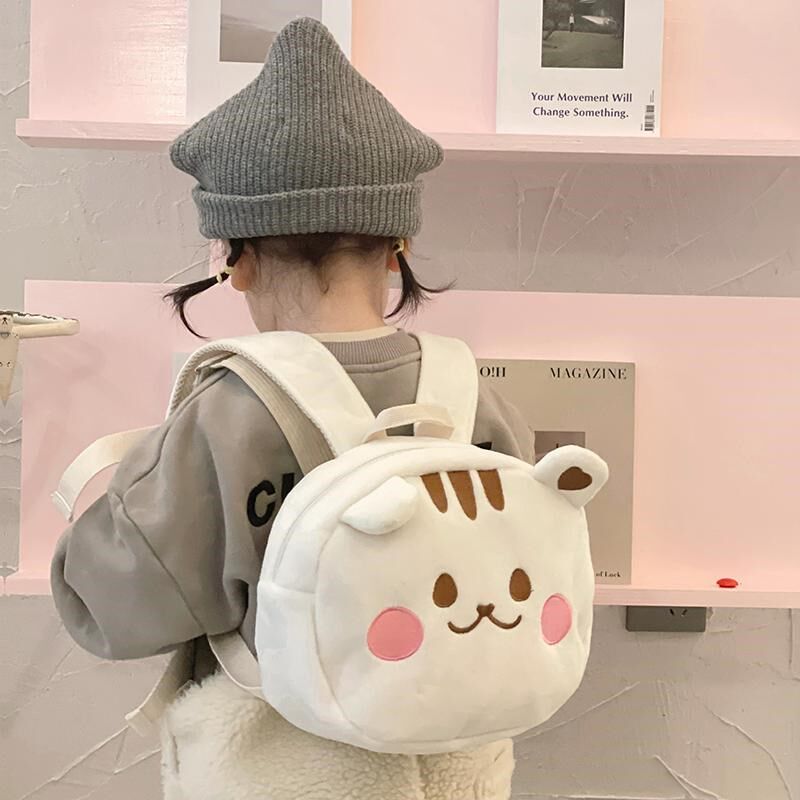 儿童背包幼儿园迷你小猫书包男女童岁出游轻便毛绒背包冬