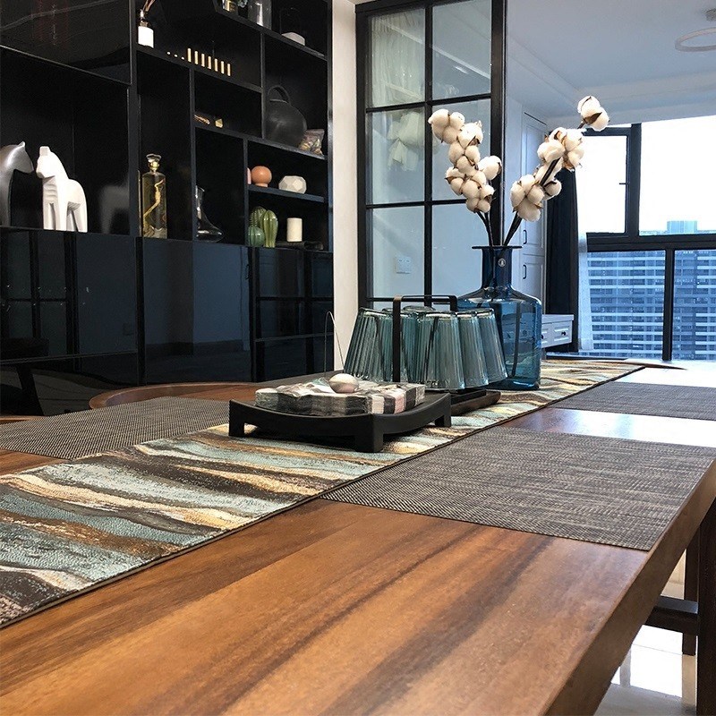 胡桃木餐桌家用小户型现代全实木长方形饭桌客厅桌椅