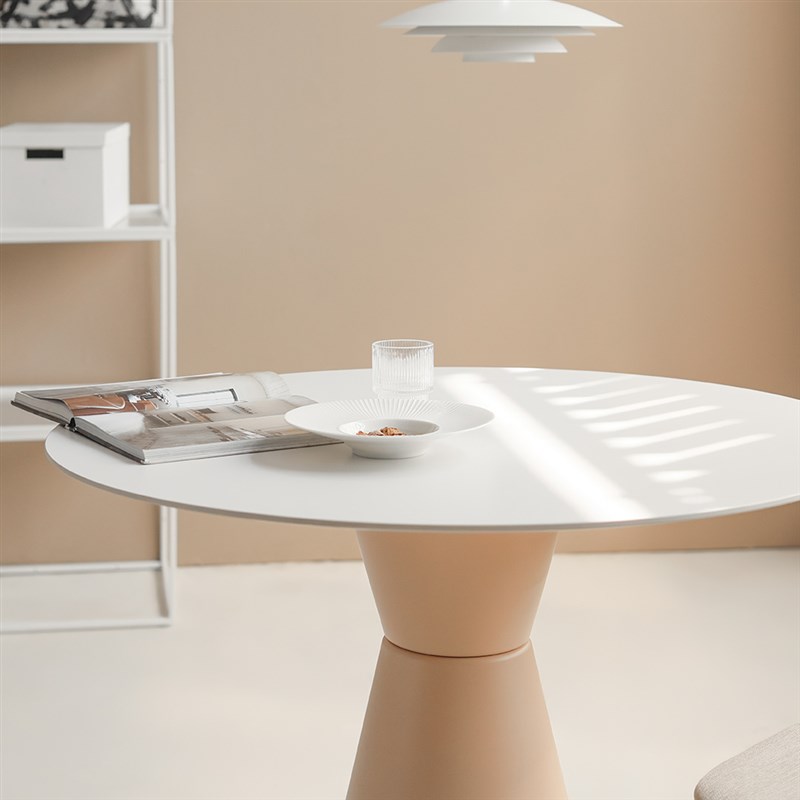 北欧简约岩板桌子设计师款洽谈餐桌家用小户型咖啡厅奶茶店小圆桌