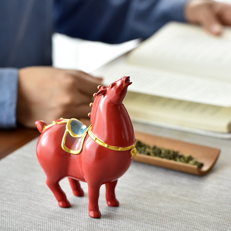 陶瓷唐马摆件瓷器招财工艺品客厅玄关电视柜饰品办公桌红色马摆设,家居饰品,装饰摆件,淘宝优惠券,粉丝福利购,淘宝优惠卷