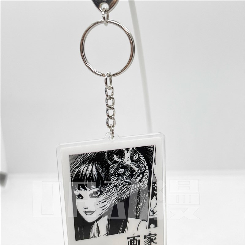 【美版】伊藤润二之富江双一系列 亚克力钥匙扣包包挂件新款