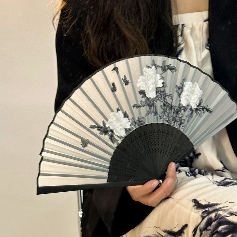 中国风古风折扇竹扇新中式女汉服旗袍折叠扇随身携带古装舞蹈扇子