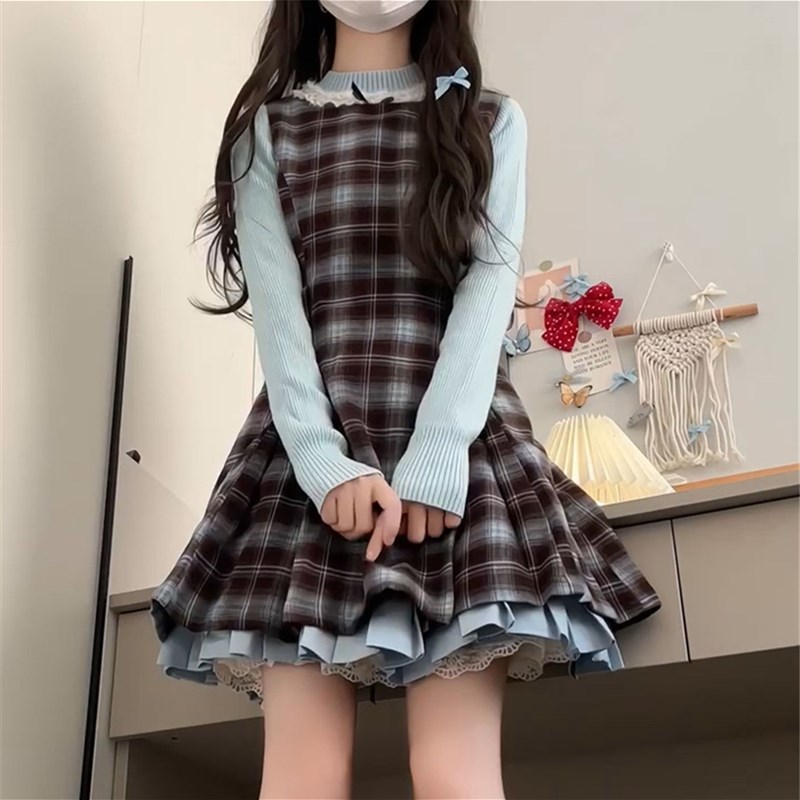 2024秋季新款甜美小个子格纹收腰背心连衣裙+蓝色针织上衣学生女