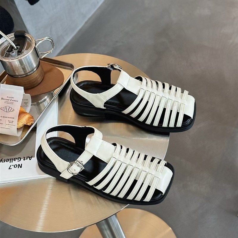 夏季法式包头凉鞋女外穿设计感2025新款鞋子平底软底猪笼鞋配裙子,女鞋,罗马凉鞋,淘宝优惠券,粉丝福利购,淘宝优惠卷