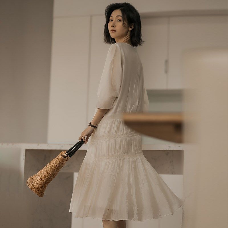 无谓韩式文艺2024夏季新款女装圆领宽松显瘦压褶过膝气质连衣裙女,女装/女士精品,连衣裙,淘宝优惠券,粉丝福利购,淘宝优惠卷