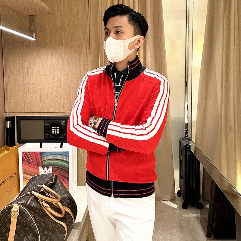 春季英式洋气红色衣服开衫毛衣男休闲撞色条纹半高拉链针织外套男