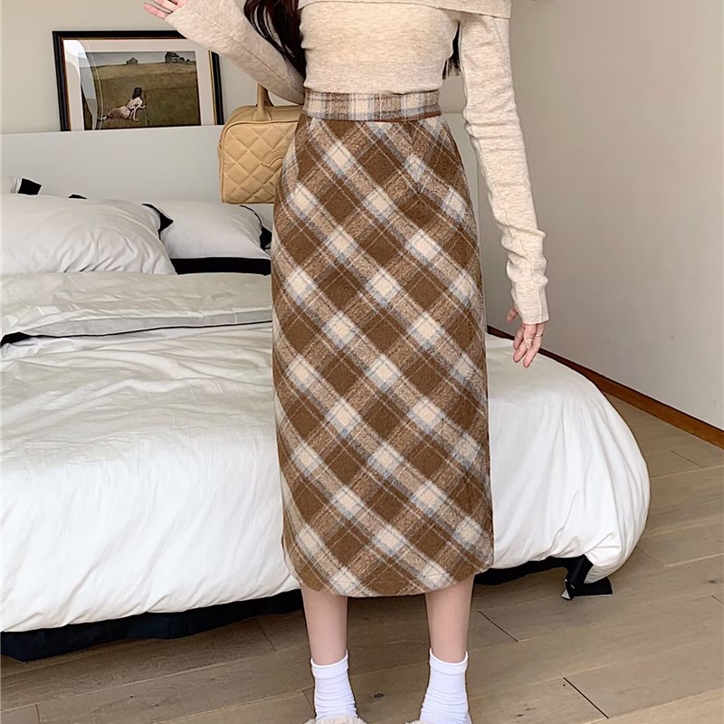 大码格子毛呢半身裙今年流行红色中长裙女秋冬胖MM松紧腰包臂长裙
