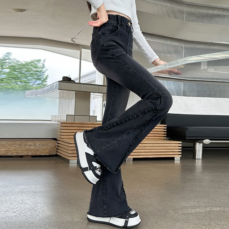 女童牛仔裤春秋款2024新款儿童秋装女孩微喇叭裤大童黑色紧身裤子