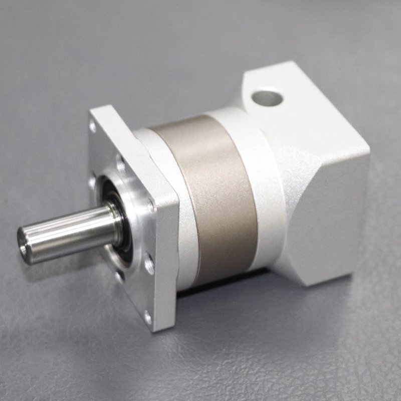 精密行星齿轮减速机40 6p0 80 120步进电机减速器400w750w伺服电