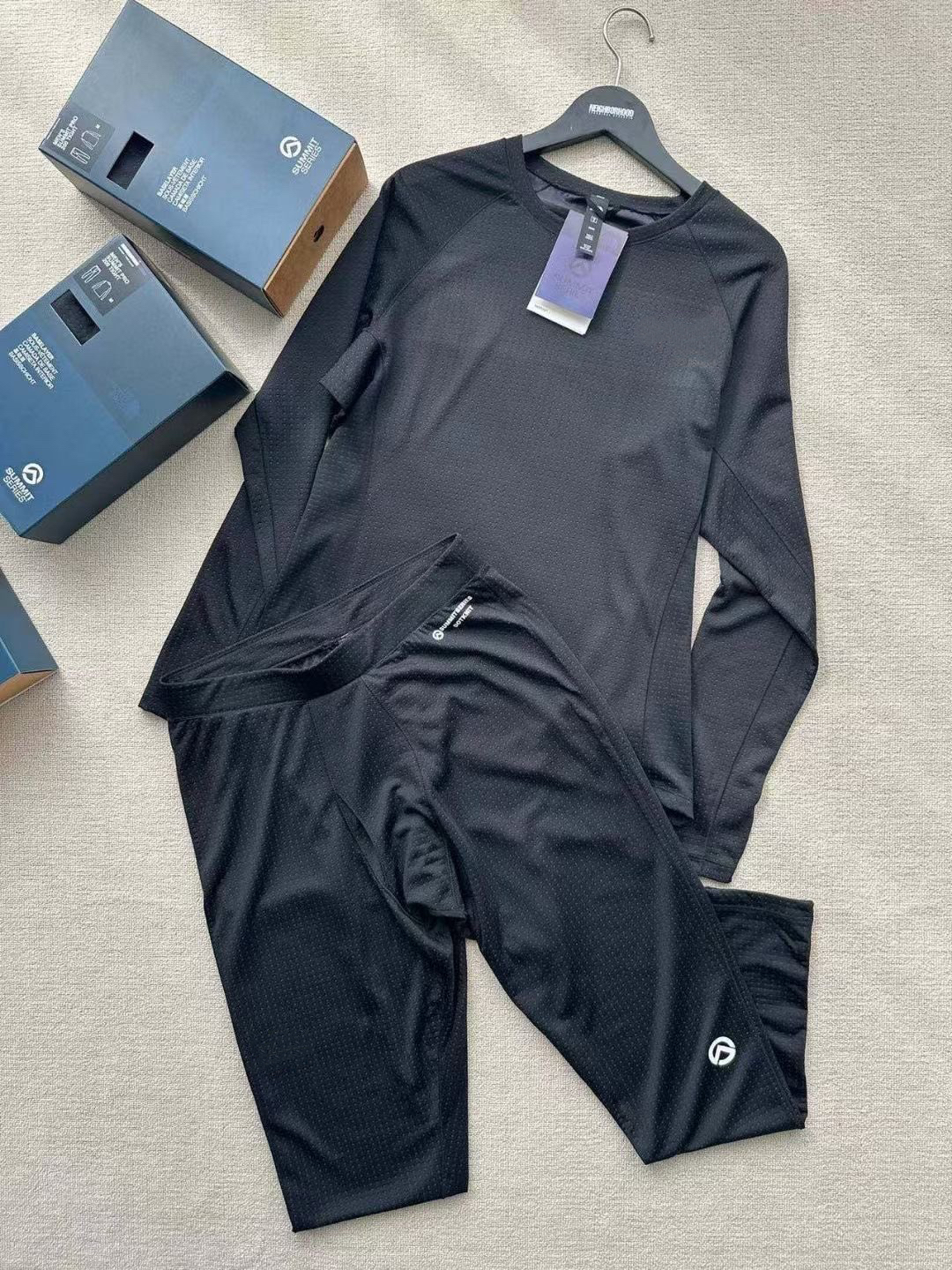 25SS 新品 巅峰合作款双面针织面料柔软舒适吸湿透气男士保暖套装