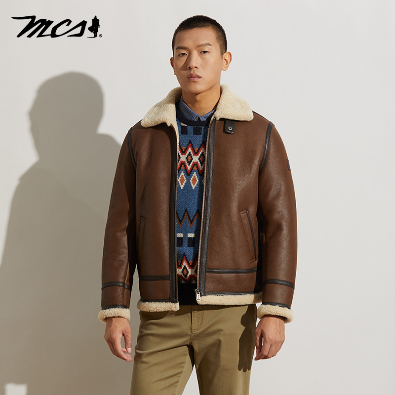 MCS男装源自万宝路冬季时尚潮流巴恩风翻领羊毛皮毛一体皮衣外套
