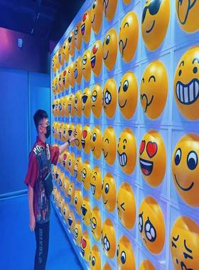 打卡背照景墙选商场墙美陈网红随机0564635拍道具择笑脸选择心情