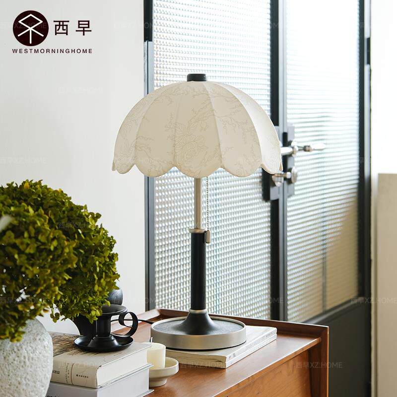 听雨中古卧室台灯法式复古风书房氛围感设计师高级感装饰床头灯