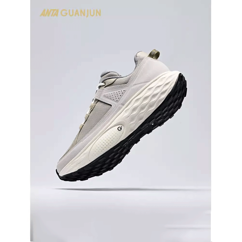 安踏冠军乘风革面版丨越野