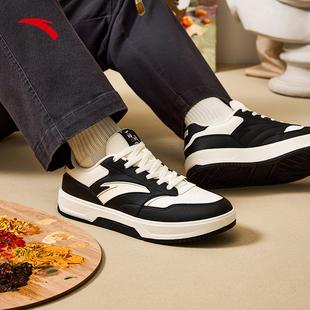 安踏百川丨经典黑白低帮板鞋熊猫色男鞋冬季新款运动鞋112548013