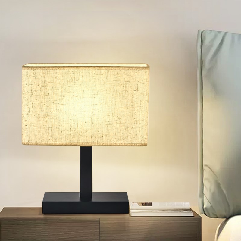 新款卧室创意台灯触摸床头灯带无线充LED酒店客房灯USB插头创意灯