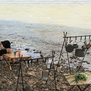 便攜營地?zé)糁Ъ?戶外燈架 野營戶外置物架 露營燈桿掛架 三角置物