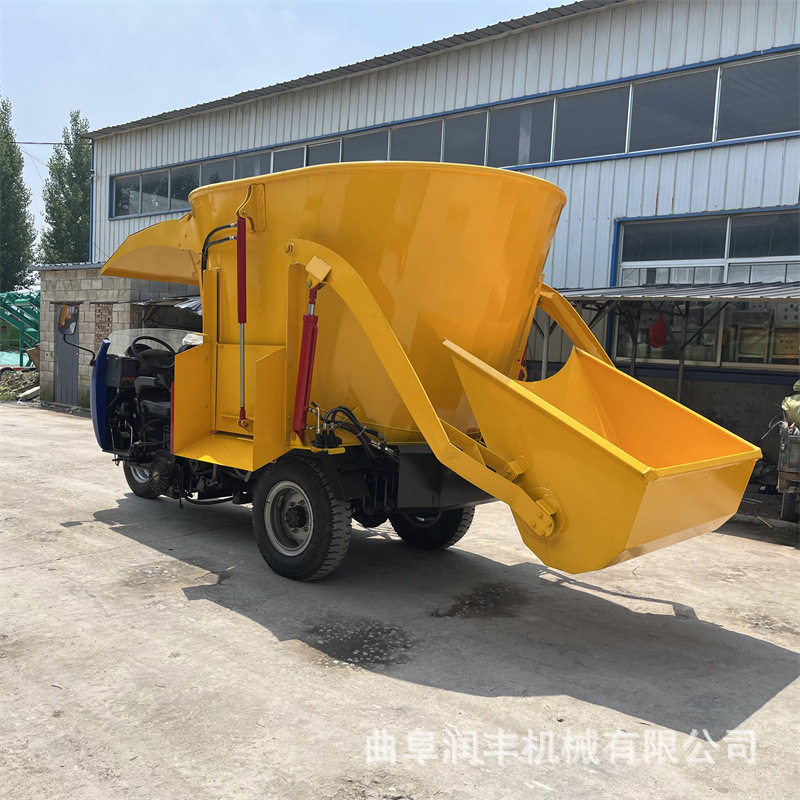 奶牛场TMR粉碎撒料车车载式大容积喂草机草料运输撒草车,畜牧/养殖物资,饲料投料机,淘宝优惠券,粉丝福利购,淘宝优惠卷