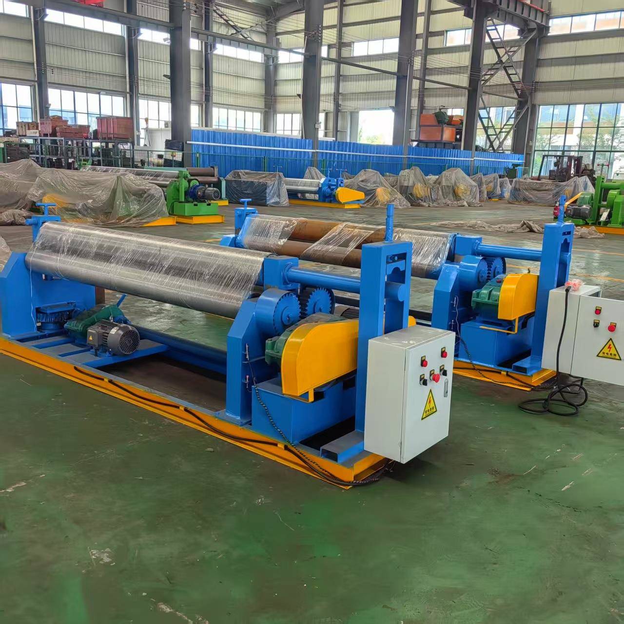 厂家供应全自动机械对称式三辊卷板机各种型号卷板机椎体卷板机