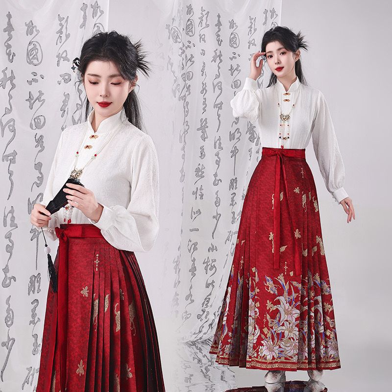 云梦集汉服织金仿妆花长版马面裙敬酒服订婚女红色国风婚礼2025新