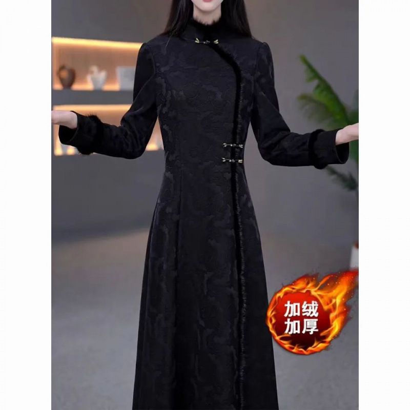 云梦集国风连衣裙改良版旗袍新款2025加绒加厚冬季提花修身旗袍裙