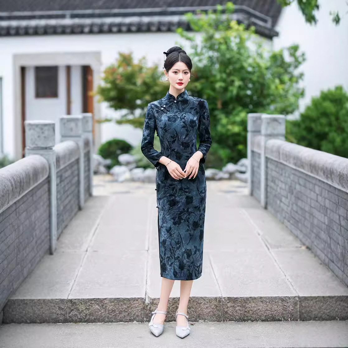 云梦集2025年新款旗袍八扣改良少女旗袍日常旗袍春秋传统老上海扎