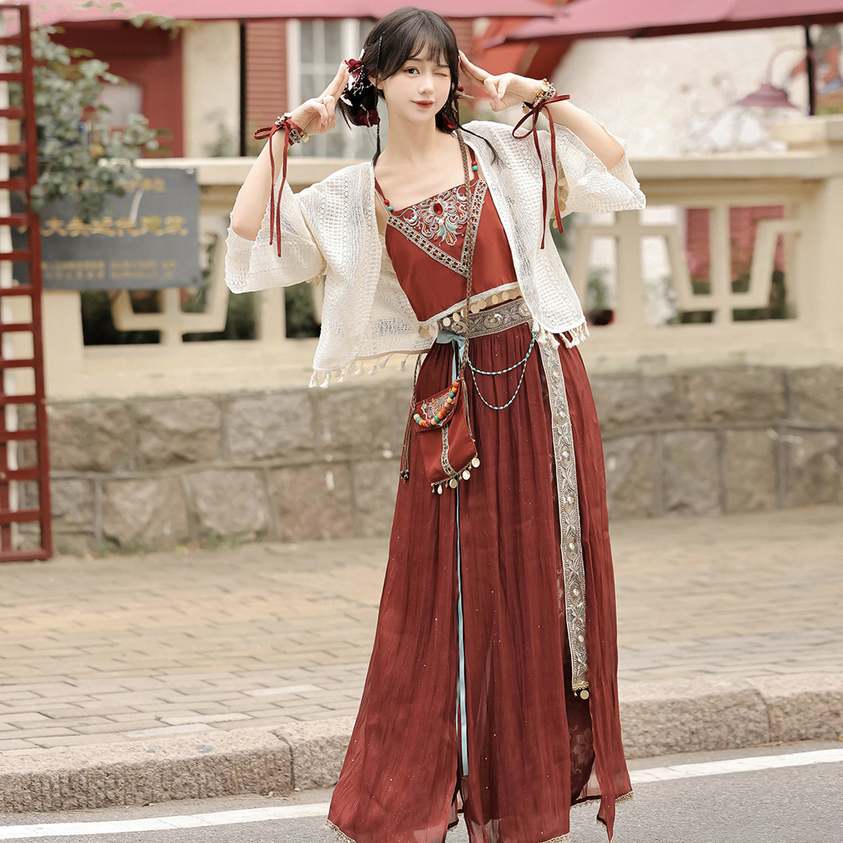 云梦集原创鎏光印鸩纱汉服女敦煌风外披吊带手袖裤子包包套装9230