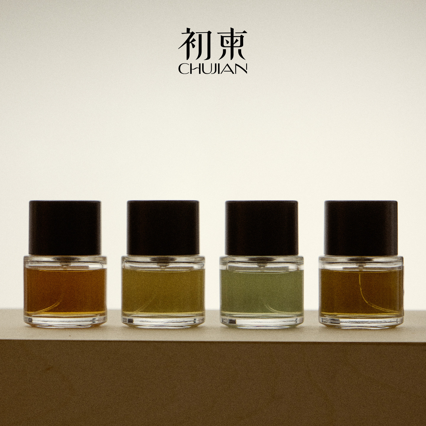 初柬 龙涎玫瑰 观音摇青 紫禁白檀 新中式沙龙浓香精香水礼物50ml图片