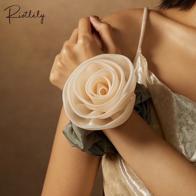 Riotlily/艾特里里玫瑰雨露系列花朵抓夹发饰经典秋选臻品