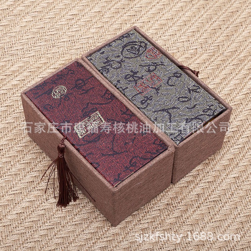 厂家直供布艺锦盒佛珠盒手镯手串