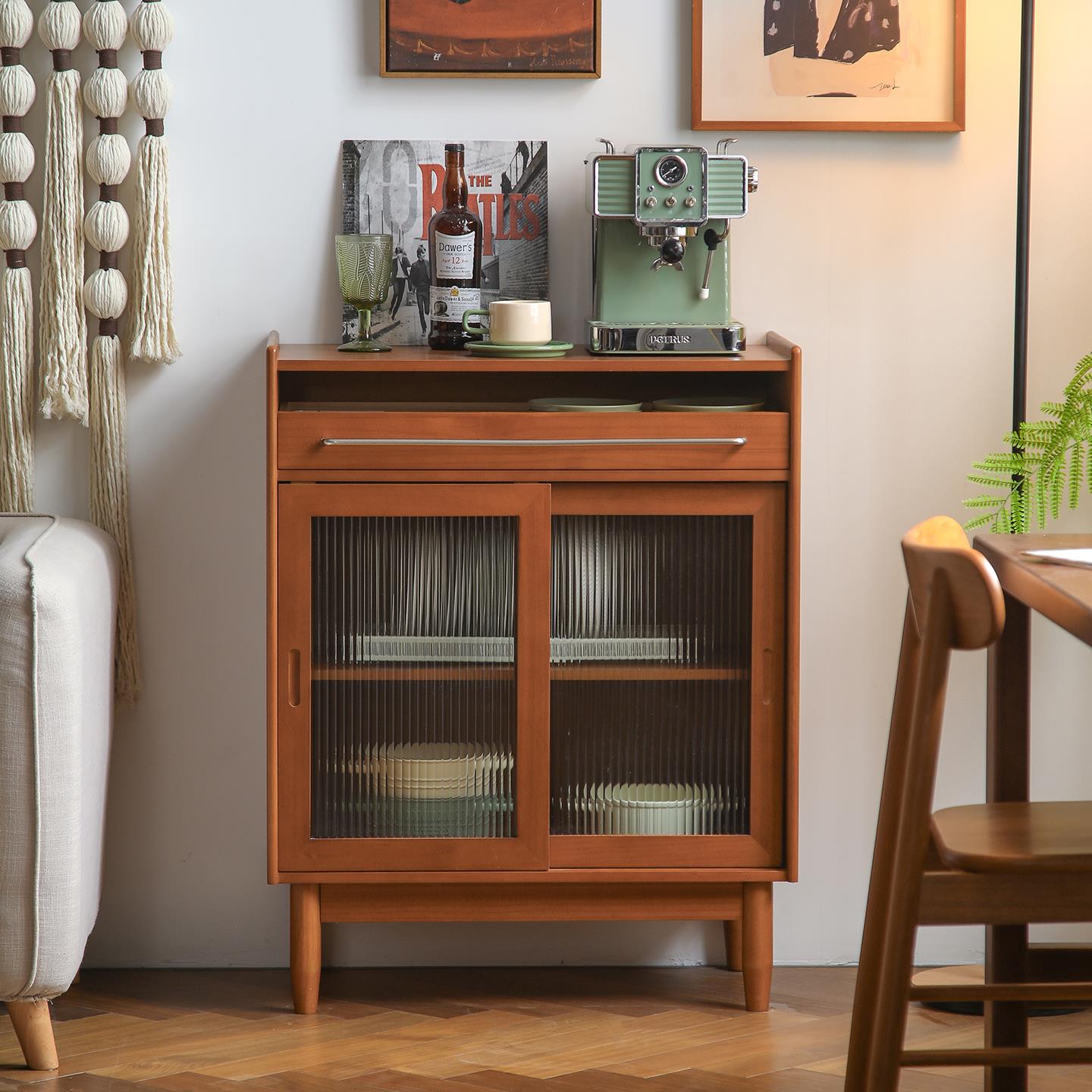 中古风实木餐边柜靠墙一体储物柜小户型客厅窄型新款复古茶水柜子