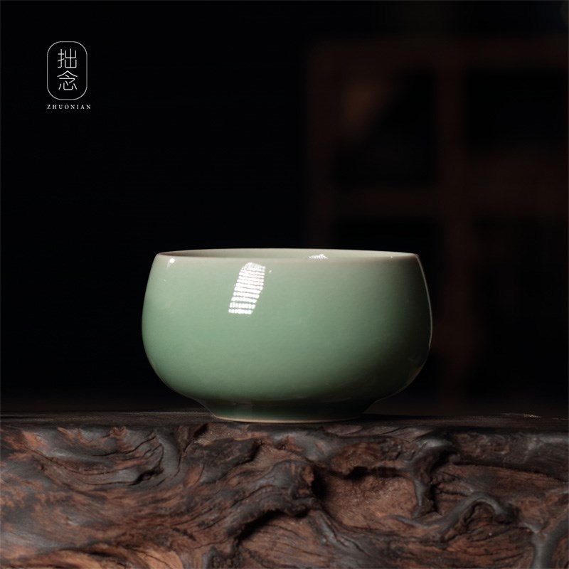 青瓷功夫茶杯龙泉市茶具手工品茗杯单杯客杯子茶盏小杯