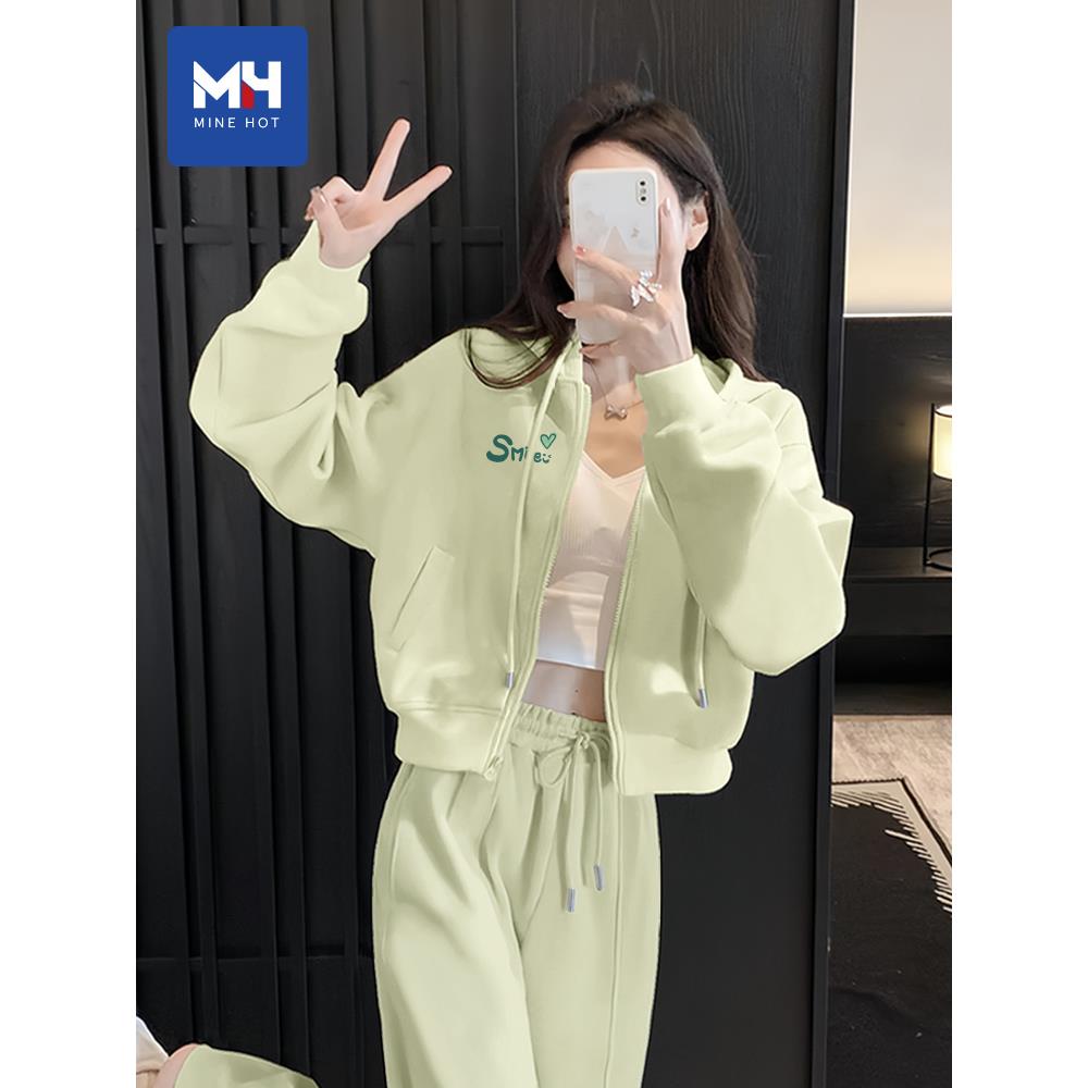 唐狮集团休闲运动套装女