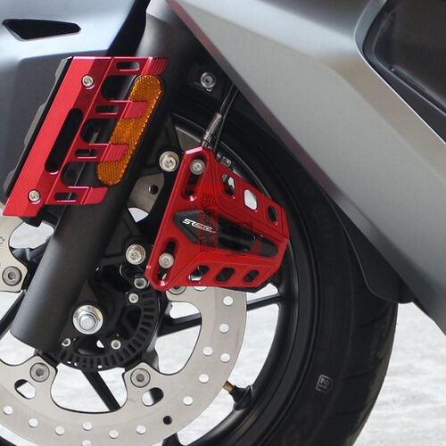 适用隆鑫无极改装前卡钳保护盖前刹车泵装饰罩防护壳