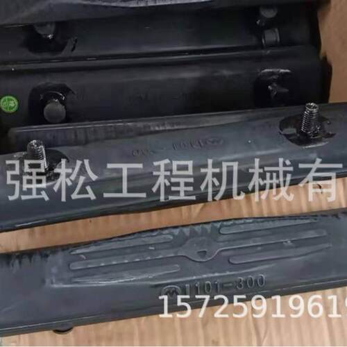 55 60 153 230挖掘机底盘橡胶履带板 橡胶履带板工程车施工