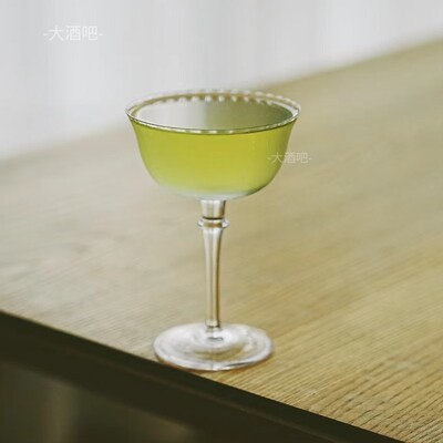 日式马天尼杯鸡尾酒杯高脚杯玻璃杯古典马提尼酒杯调酒杯饮品杯子