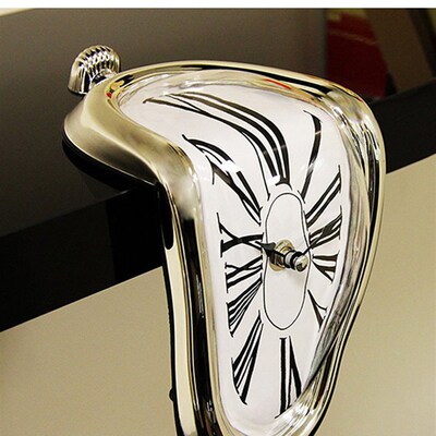 西班牙达利扭曲钟表抽象艺术记忆的永恒桌面静音挂钟民宿装饰道具