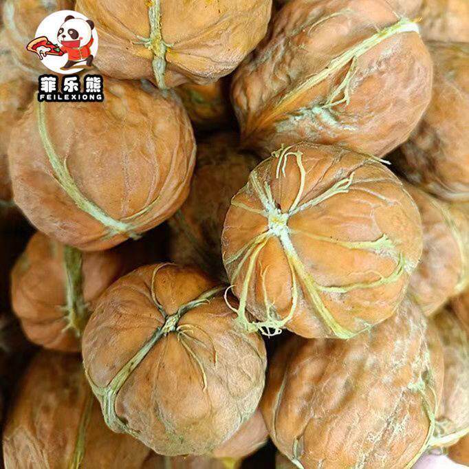 新鲜湿核孕桃去FZK皮核桃妇生核青桃皮核桃水果薄核桃黑桃坚果1斤