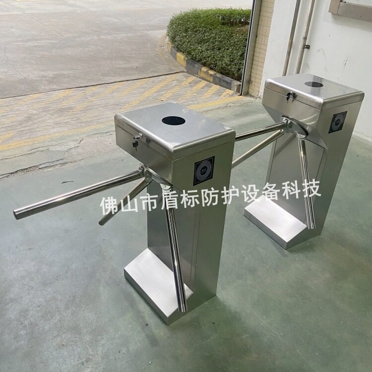 游乐场所超市单向旋转三辊闸成品