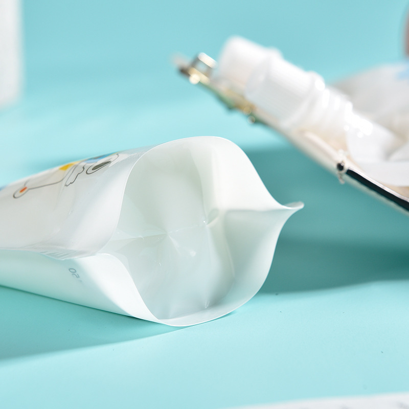 牛奶袋子一次性商用豆浆自立吸嘴袋外带便携酸奶鲜奶包装袋耐高温