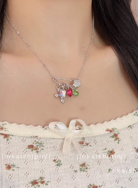 甜酷辣妹风金属曲别针项链彩色锆石撞色拼接高级感新潮百搭锁骨链