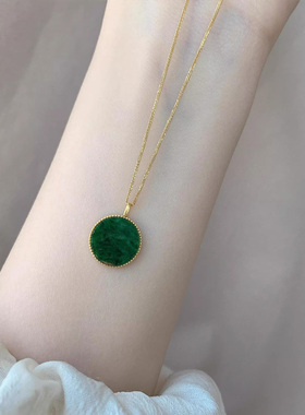 新中式无事牌仿翡翠项链复古精致时尚百搭高颜值祖母绿显白锁骨链