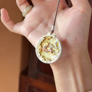 「逐鹿中原」国风新中式项链敦煌珐琅彩2025年九色鹿吊坠毛衣链女
